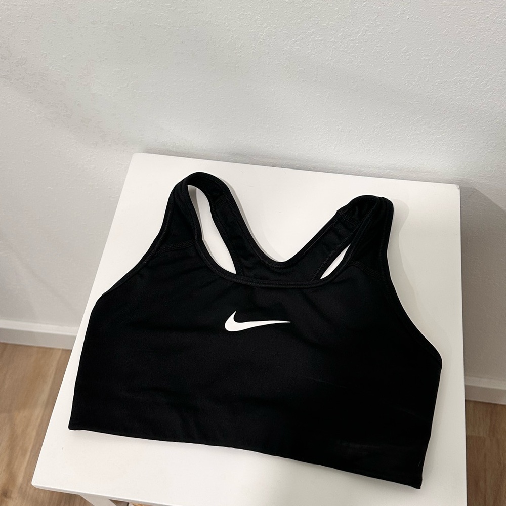 Nike Black Medium-Impact Sports Bra with Racerback